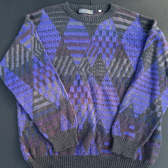 Source Unknown Geometric Sweater - Black and Purple - Picture 1 of 2